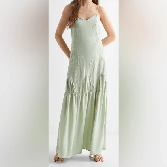 Mango Embroidered long dress NWT - Picture 1 of 6
